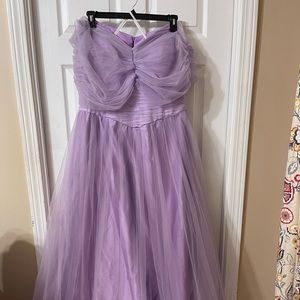 Gorgeous lavender color dress. with bra strap